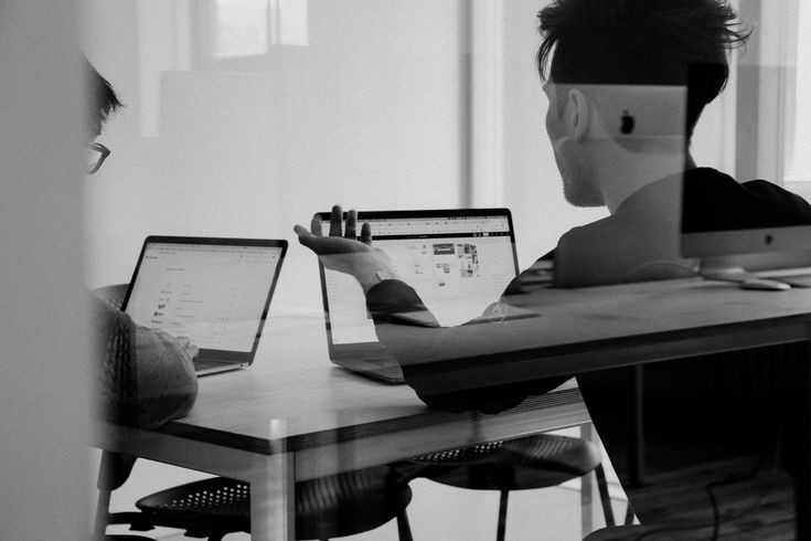 I start by analyzing your users, business goals, and competitors. Through interviews and data review, I identify pain points and opportunities. This phase defines the project’s direction, ensuring the design aligns with both user needs and your brand’s objectives.